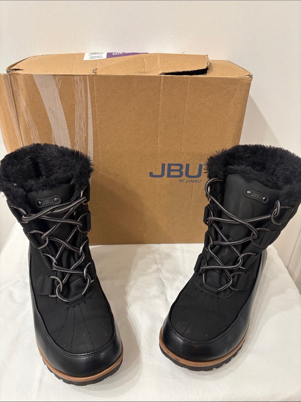 JBU Women's Black Lace-Up Faux Fur Winter Boots Size 8